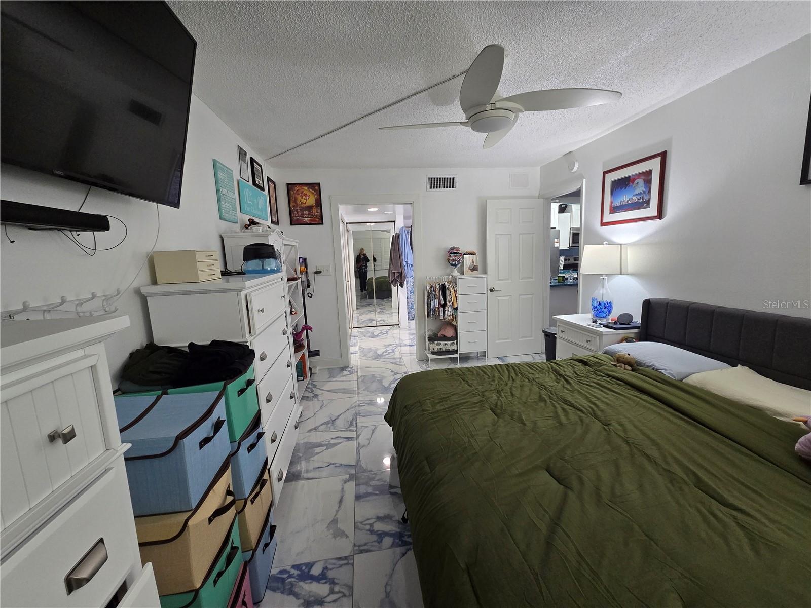 Image 5 of 20 For 19505 Quesada Avenue Ss103