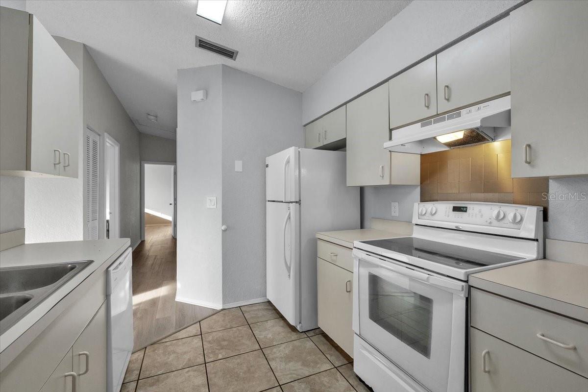 Image 15 of 44 For 22441 Westchester Boulevard 1500g