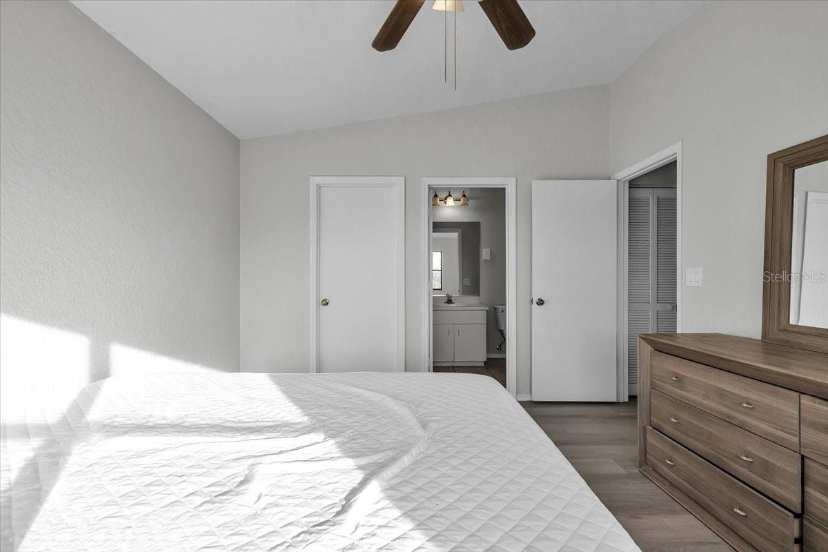 Image 22 of 44 For 22441 Westchester Boulevard 1500g