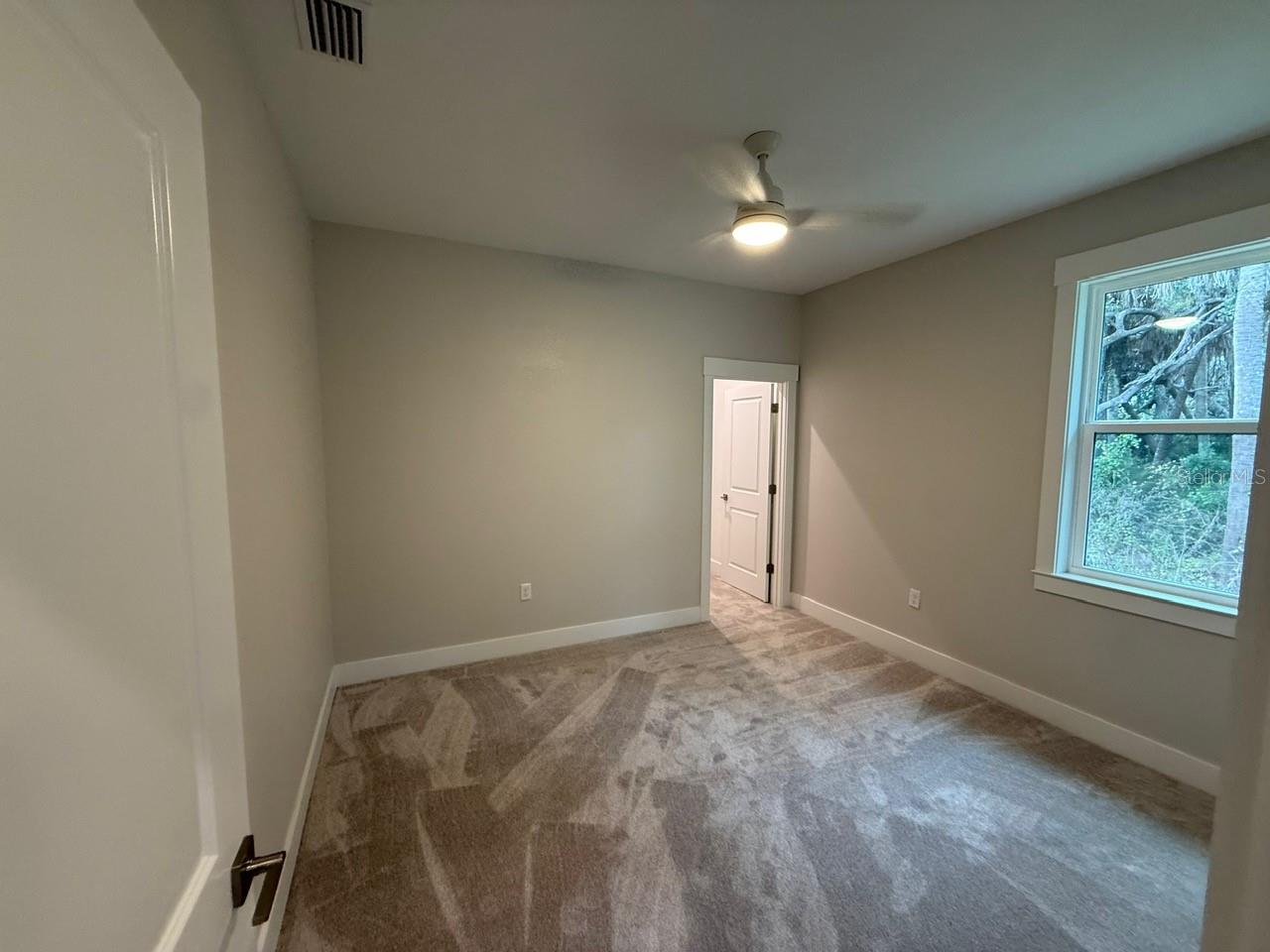 Image 10 of 18 For 14396 & 14422 Chamberlain Boulevard