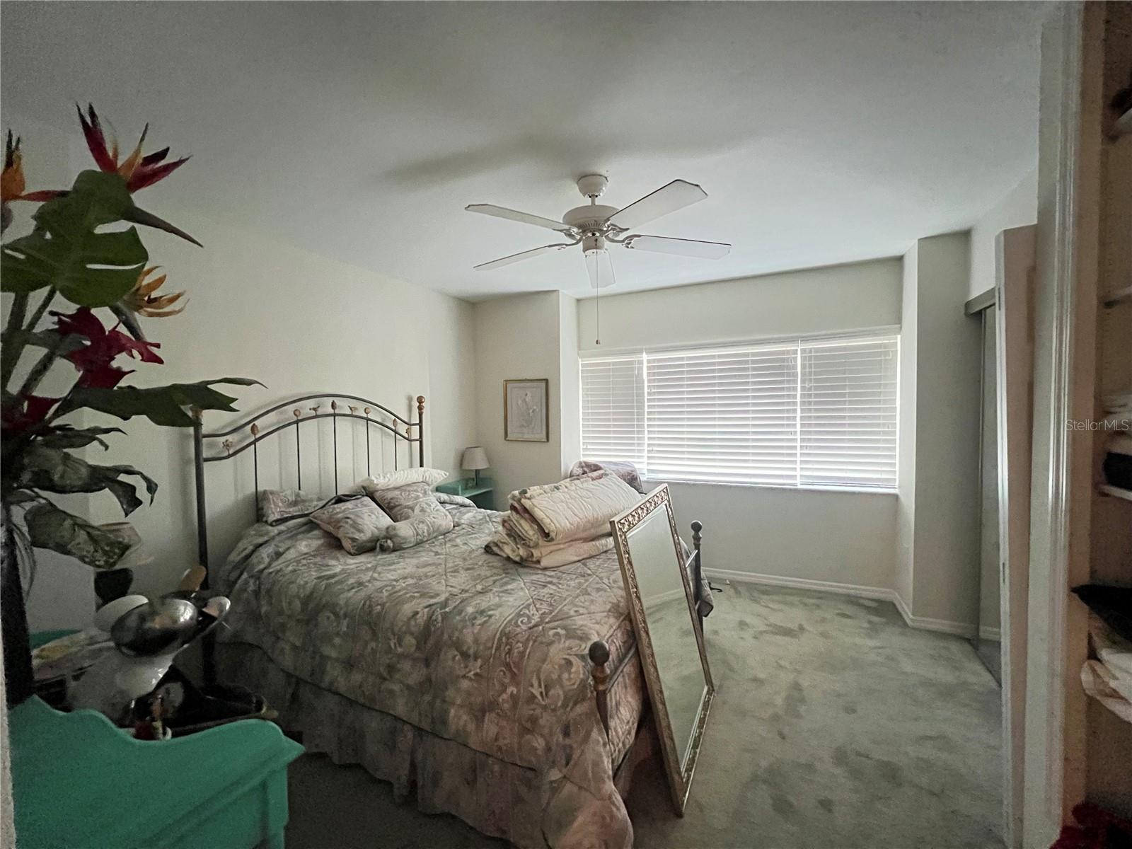 Image 20 of 47 For 1020 Marion Avenue 52