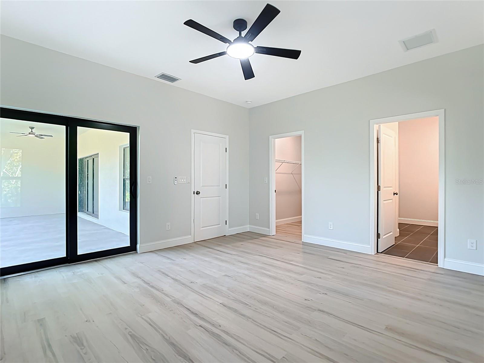 Image 36 of 44 For 6231 Rowe Street