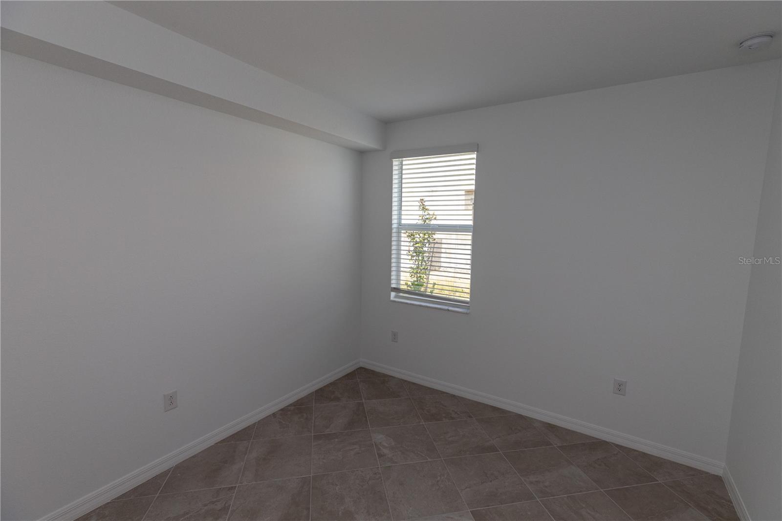 Image 7 of 28 For 16524 Kingwood Lane 3112