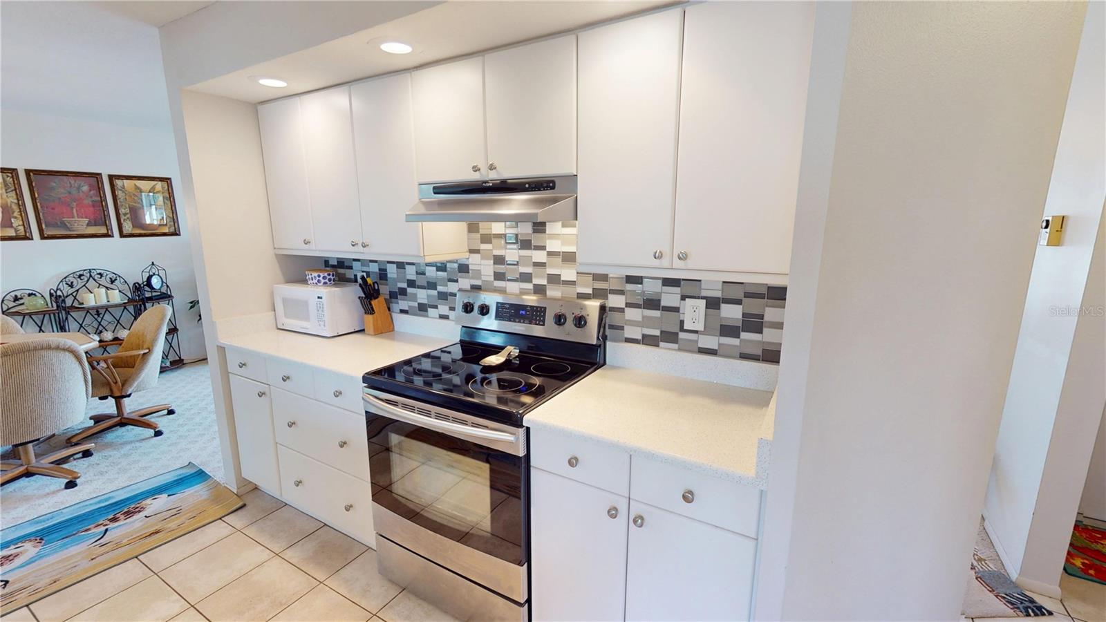 Image 8 of 41 For 18320 Driggers Avenue