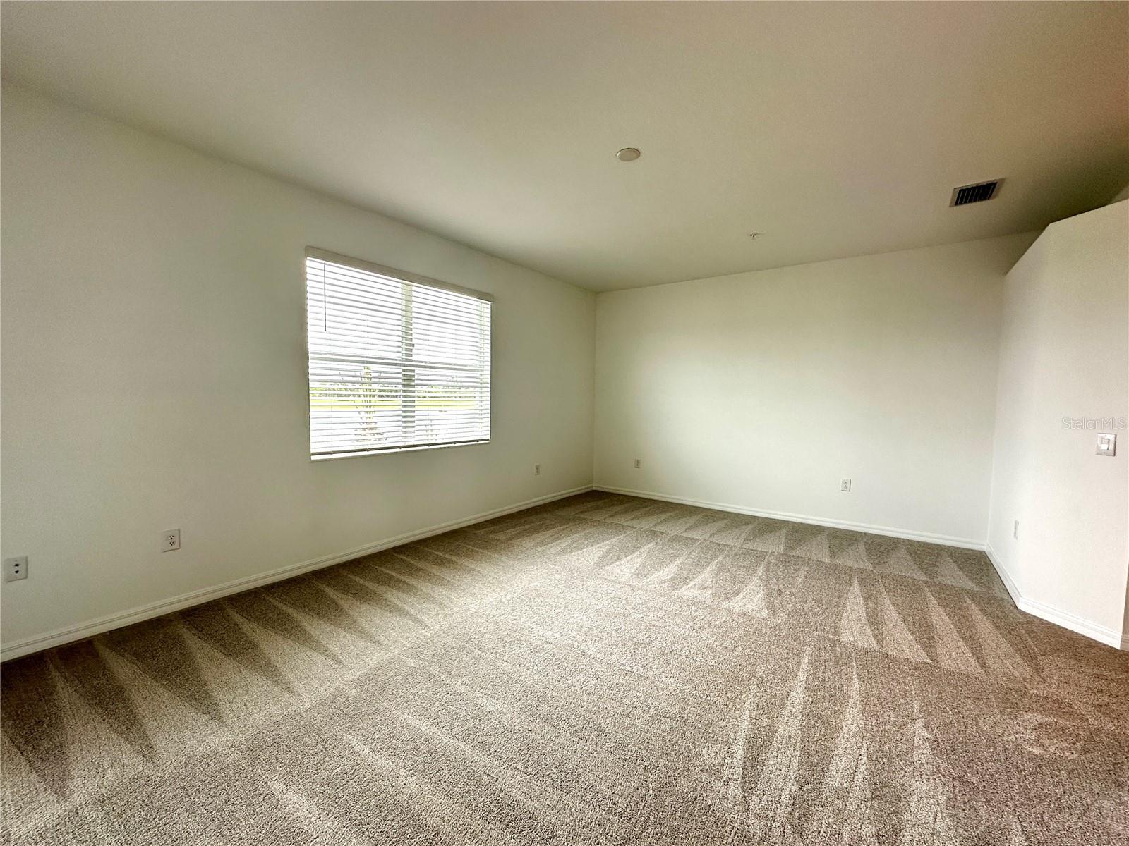 Image 11 of 58 For 14174 Poppy Field Loop 4721