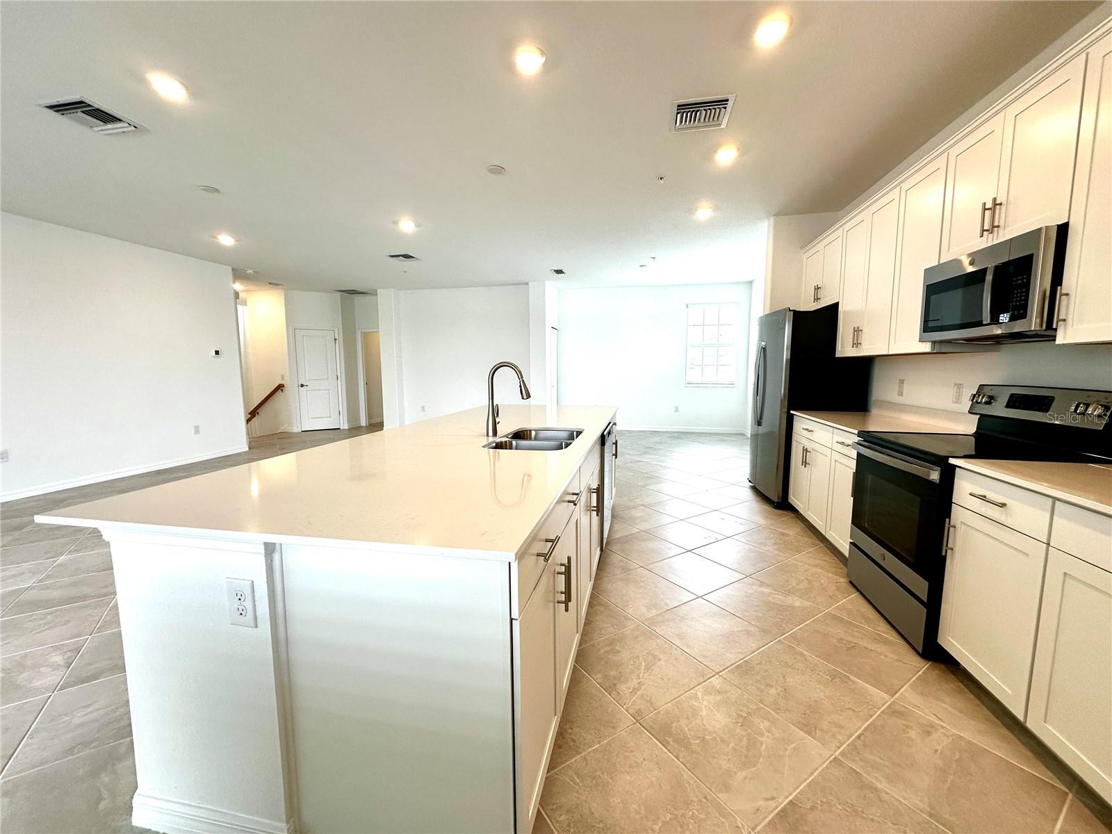 Image 9 of 58 For 14174 Poppy Field Loop 4721