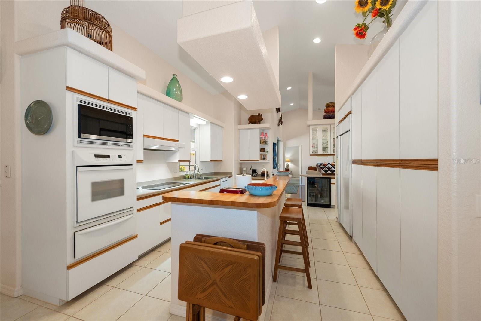 Image 15 of 33 For 3786 Whippoorwill Boulevard