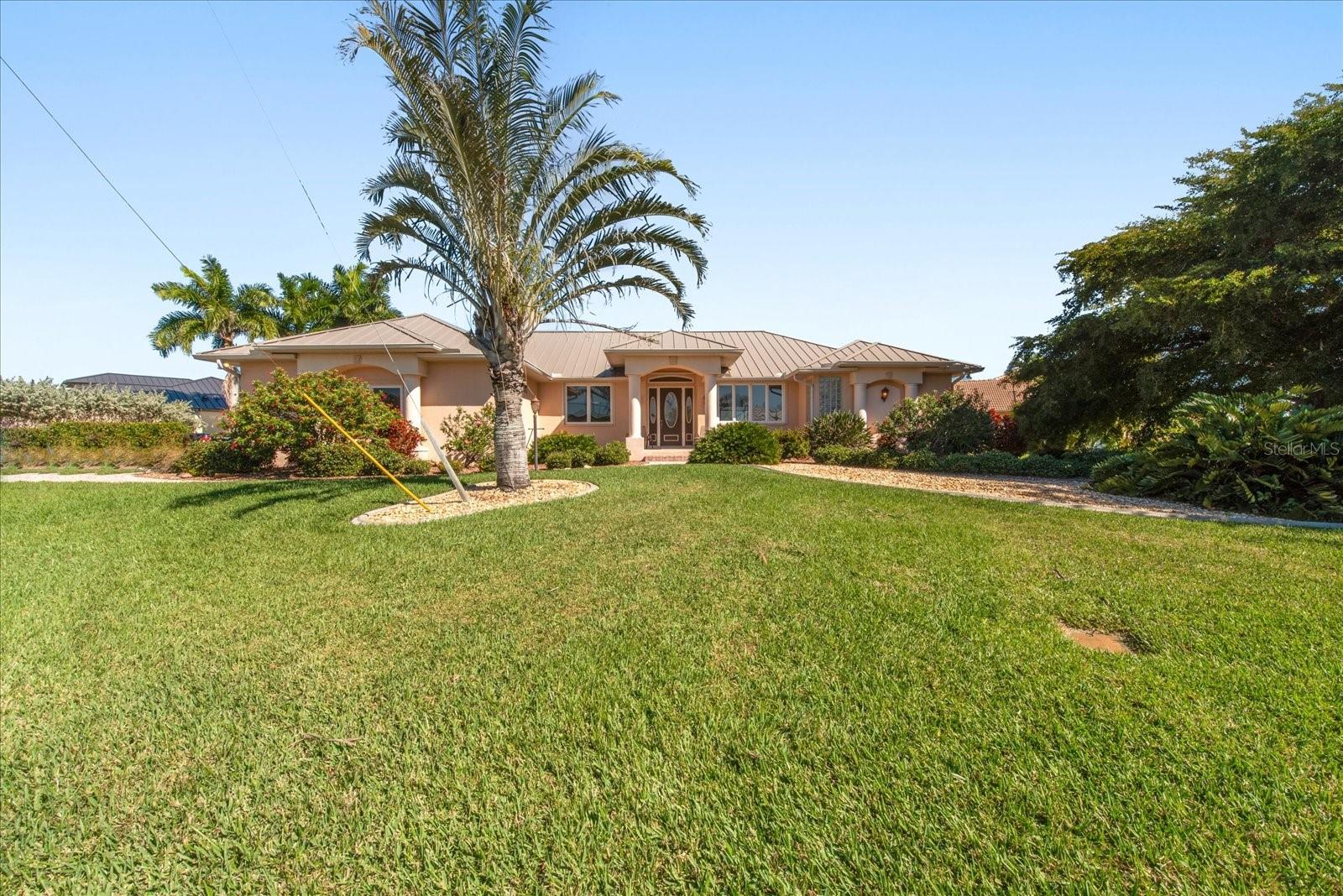 Image 3 of 33 For 3786 Whippoorwill Boulevard