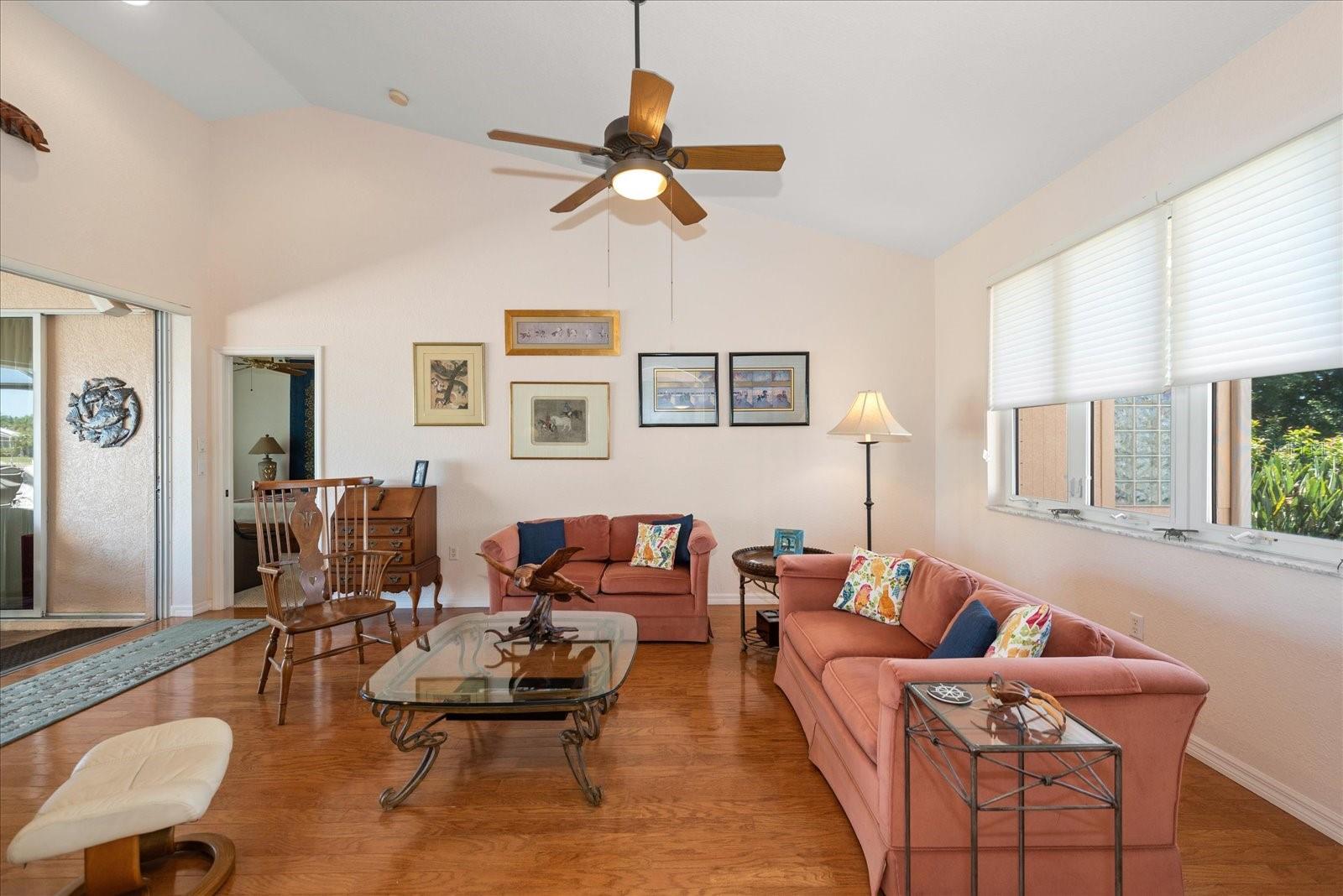 Image 6 of 33 For 3786 Whippoorwill Boulevard