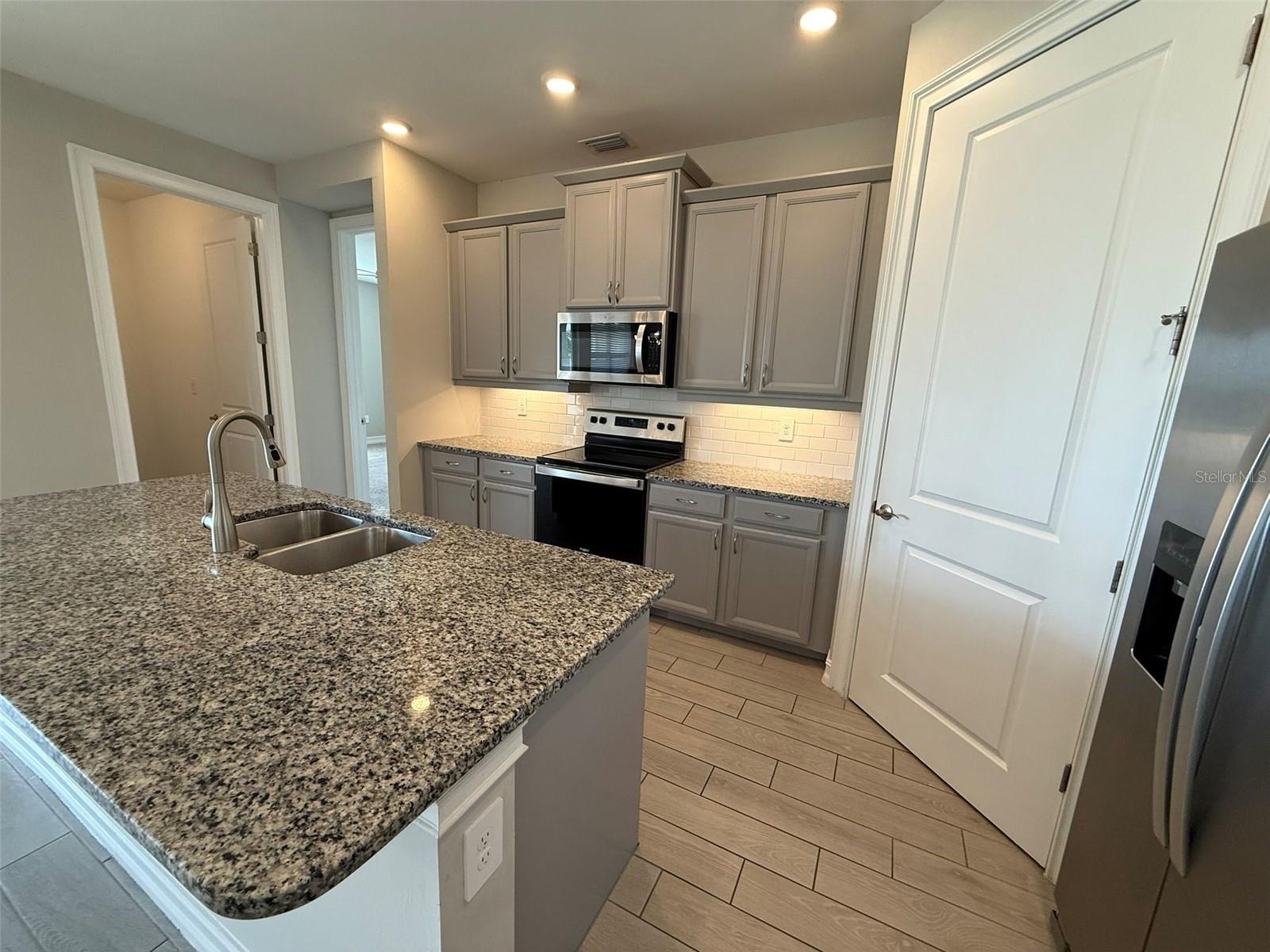 Image 6 of 24 For 1257 Remington Trace Drive