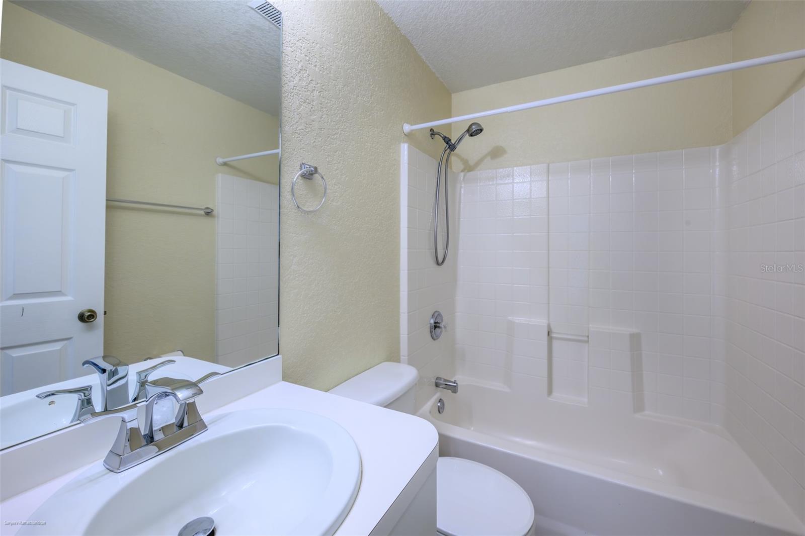 Image 36 of 40 For 311 Goiana Street