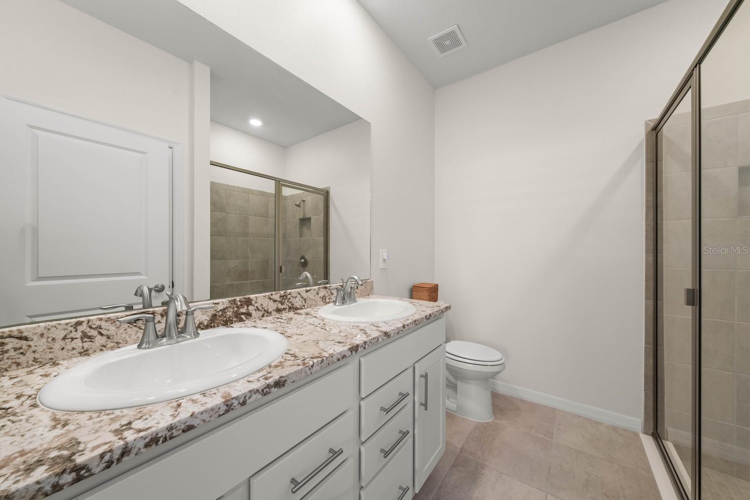 Image 21 of 57 For 18244 Cropside Trail