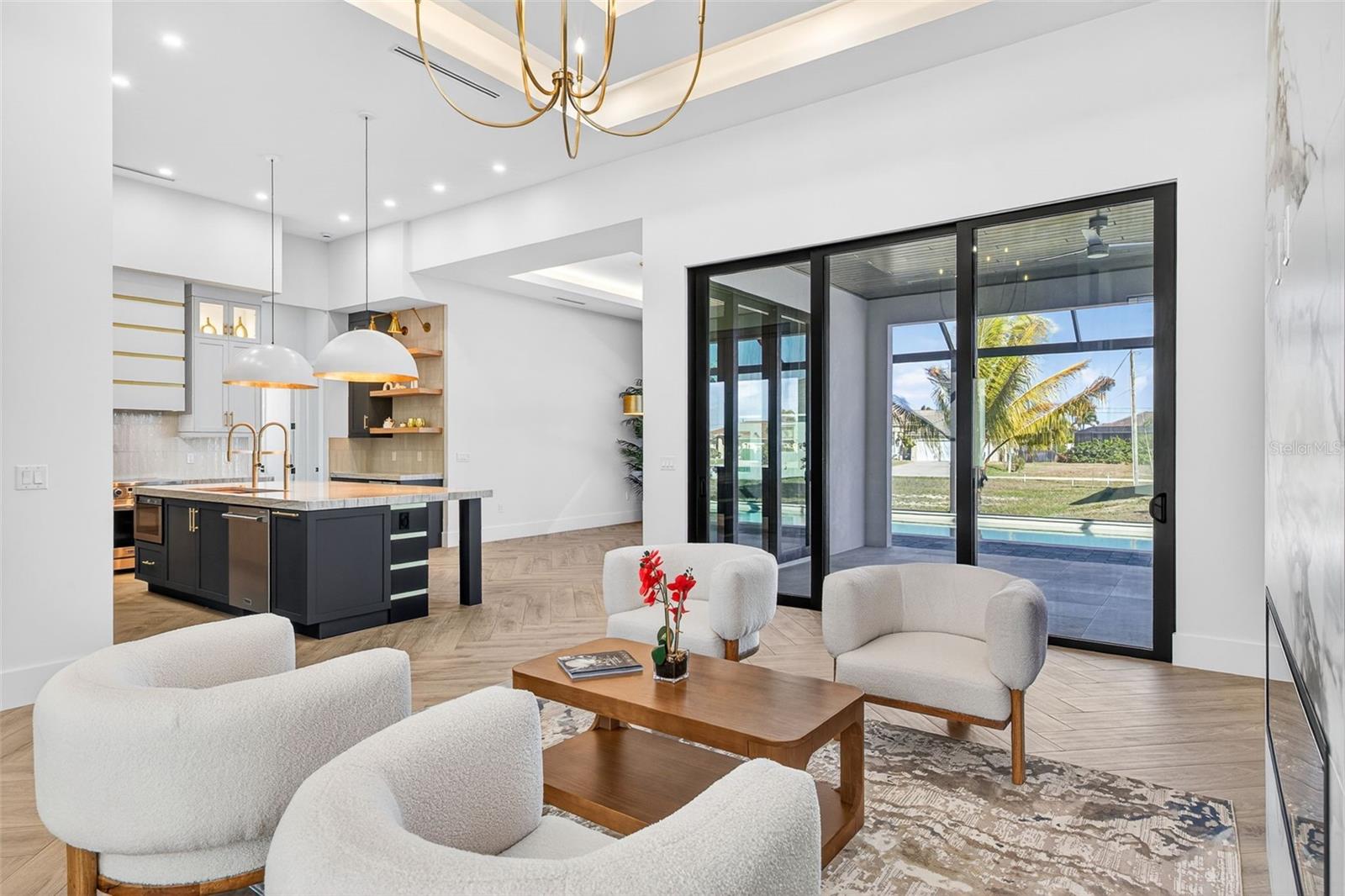 Image 11 of 50 For 1825 37th Avenue