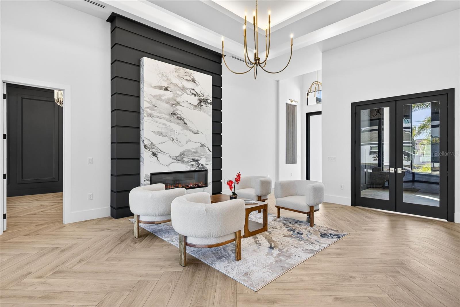 Image 12 of 50 For 1825 37th Avenue