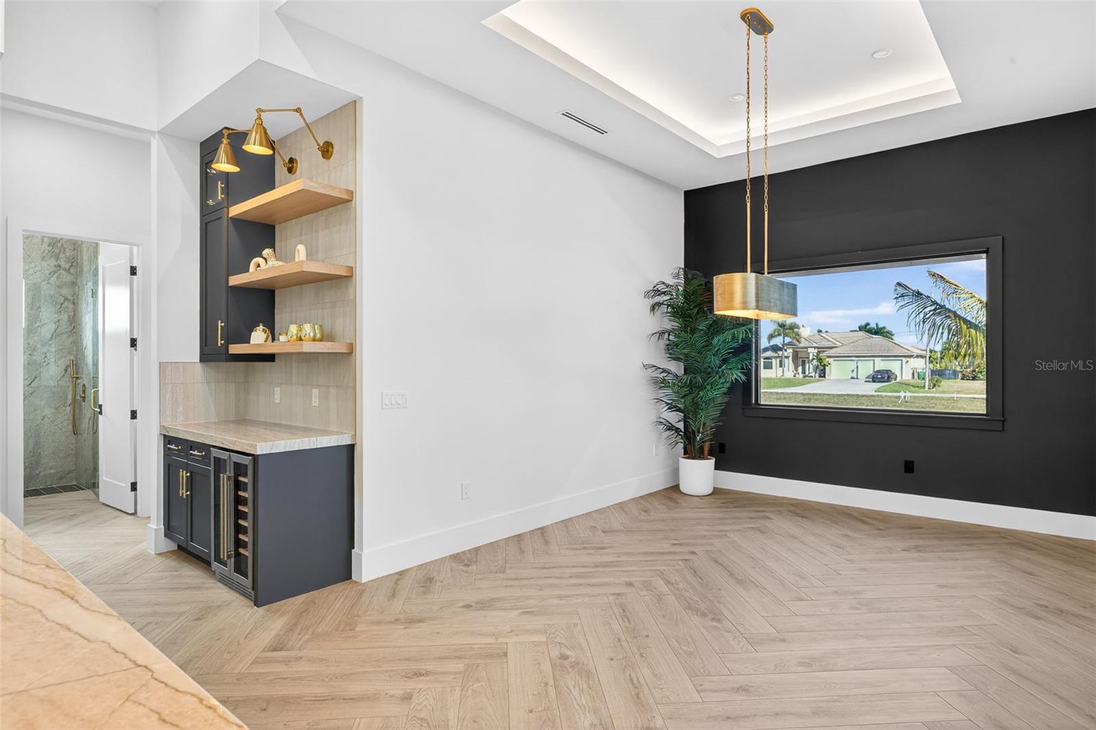 Image 14 of 50 For 1825 37th Avenue