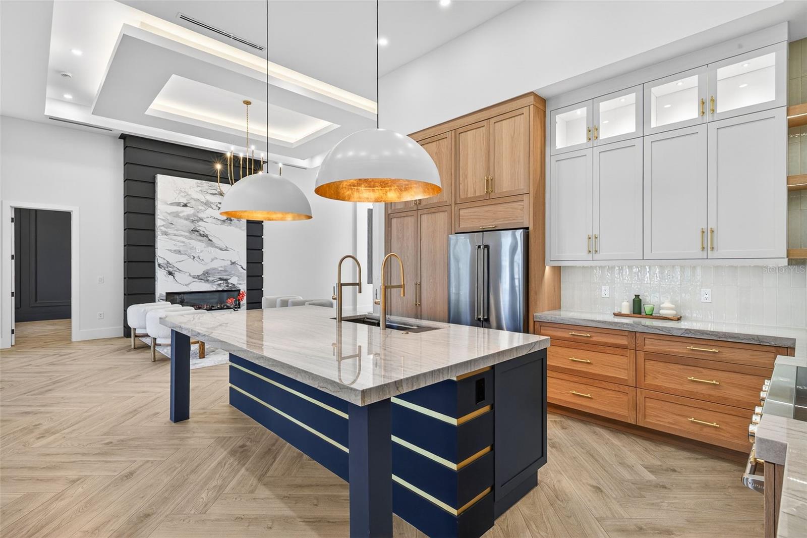 Image 18 of 50 For 1825 37th Avenue