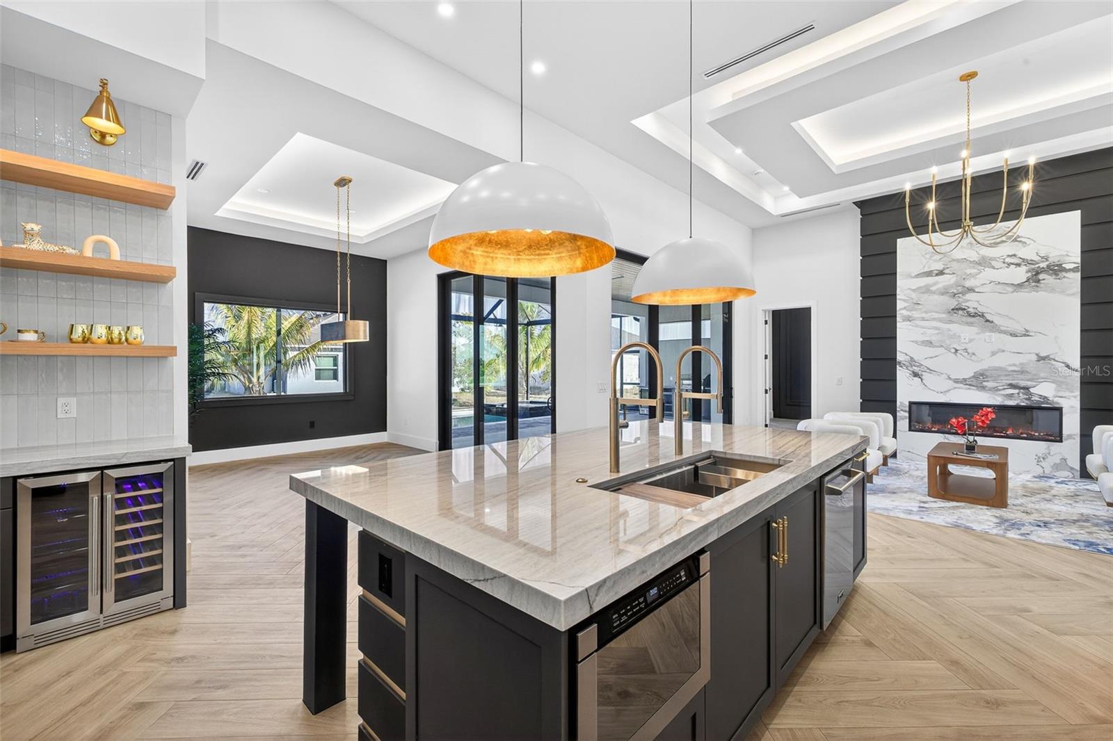 Image 19 of 50 For 1825 37th Avenue