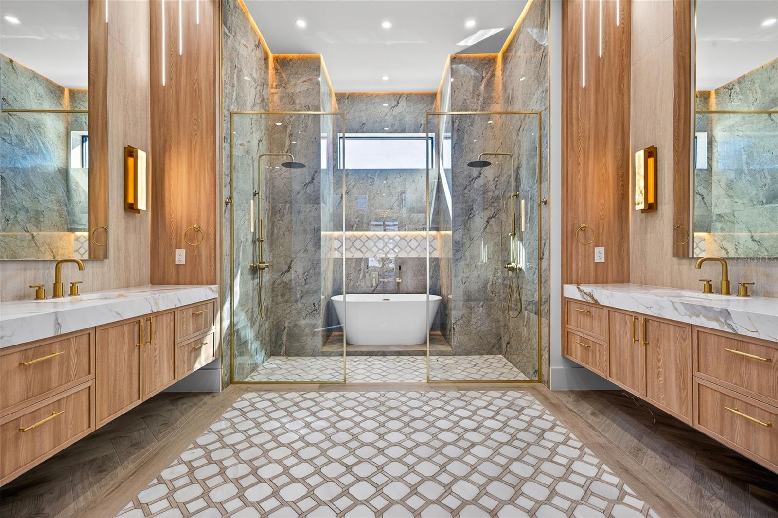 Image 25 of 50 For 1825 37th Avenue