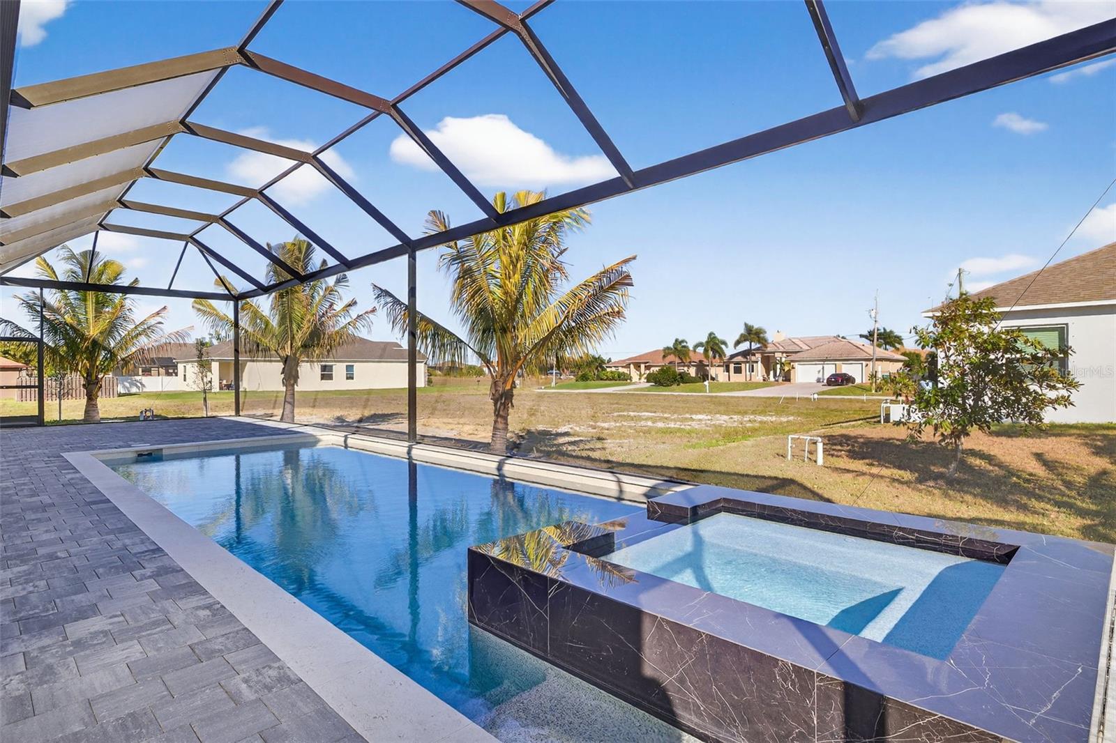 Image 41 of 50 For 1825 37th Avenue