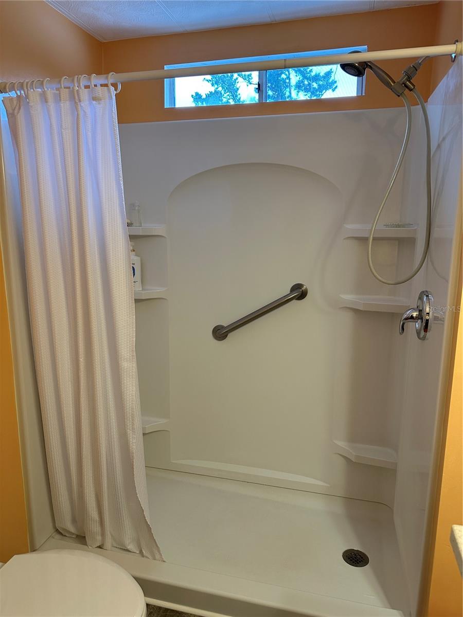 Image 20 of 59 For 6583 Hikina Drive