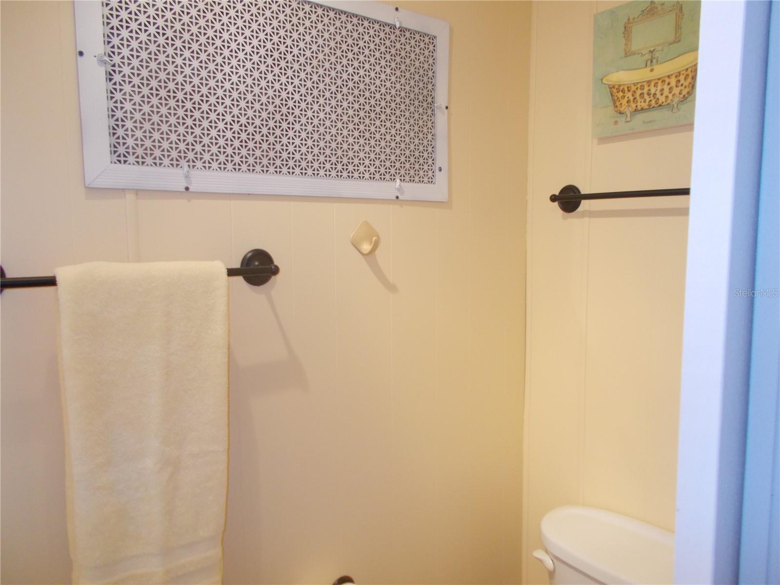 Image 24 of 59 For 6583 Hikina Drive