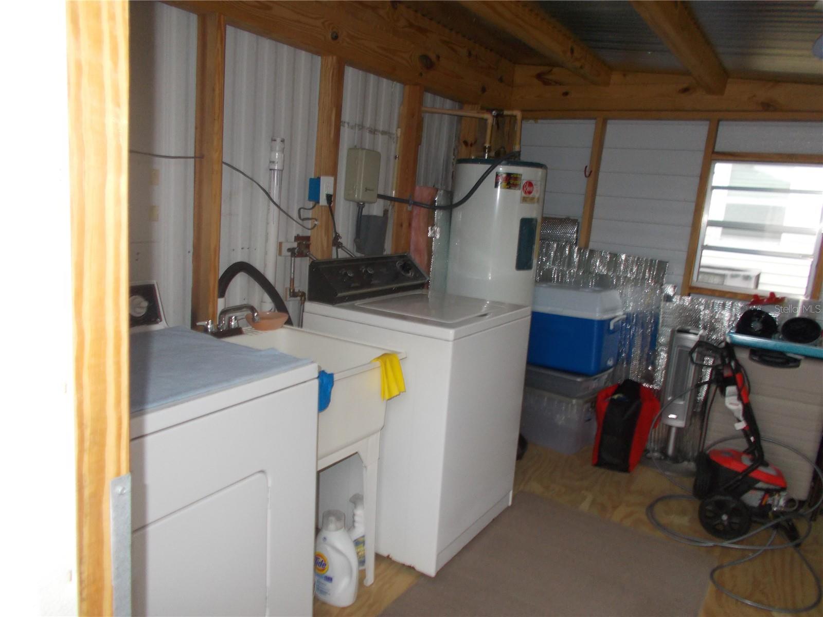 Image 29 of 59 For 6583 Hikina Drive