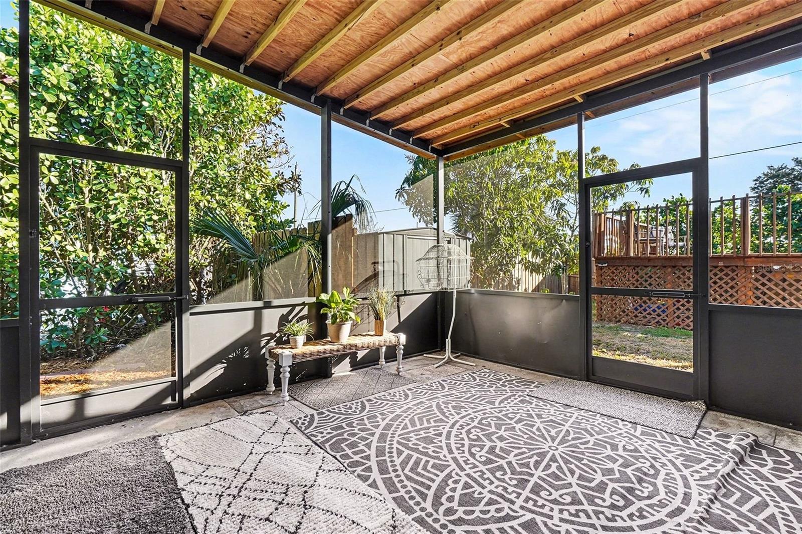 Image 27 of 30 For 868 Conreid Drive Ne