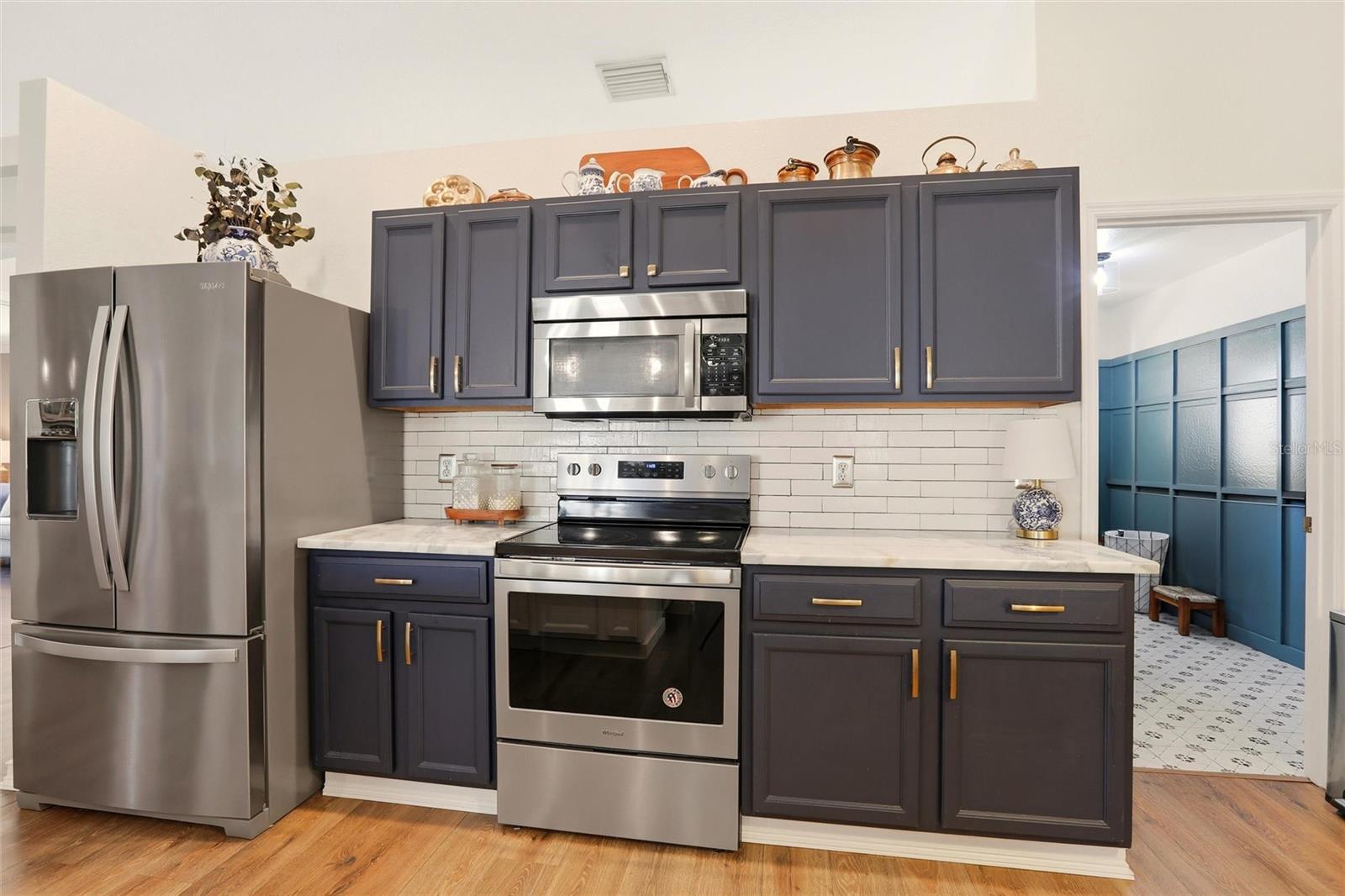 Image 11 of 33 For 4399 Amari Road