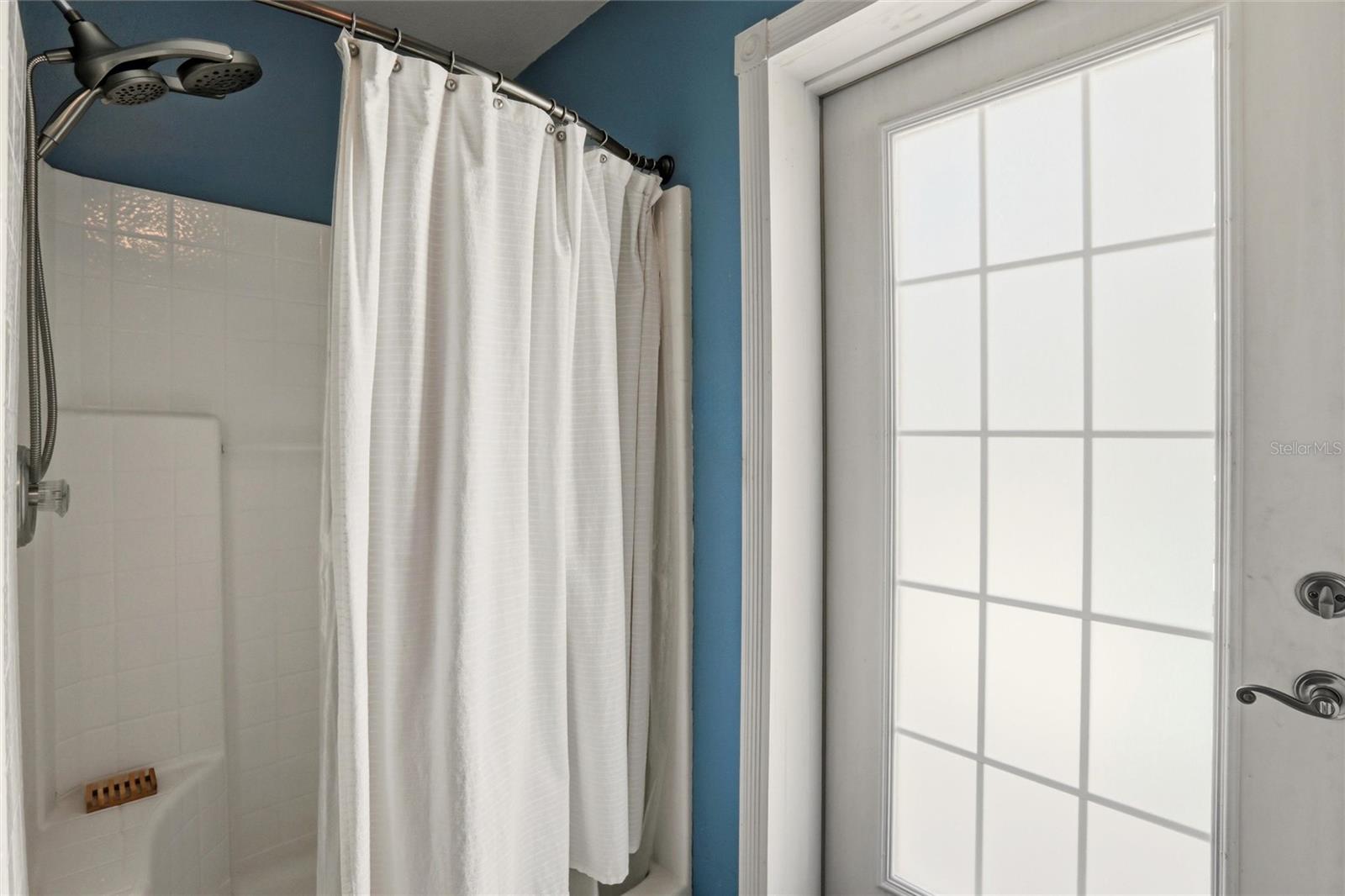 Image 21 of 33 For 4399 Amari Road