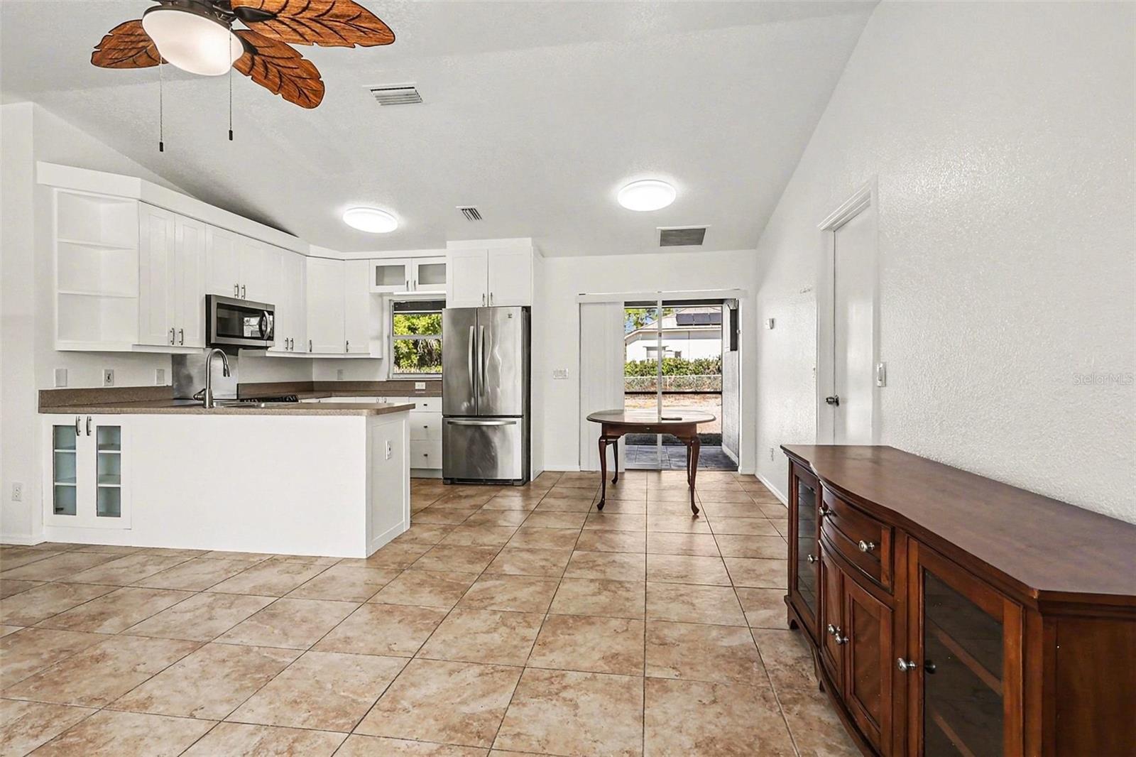 Image 11 of 30 For 5814 Sylvania Avenue