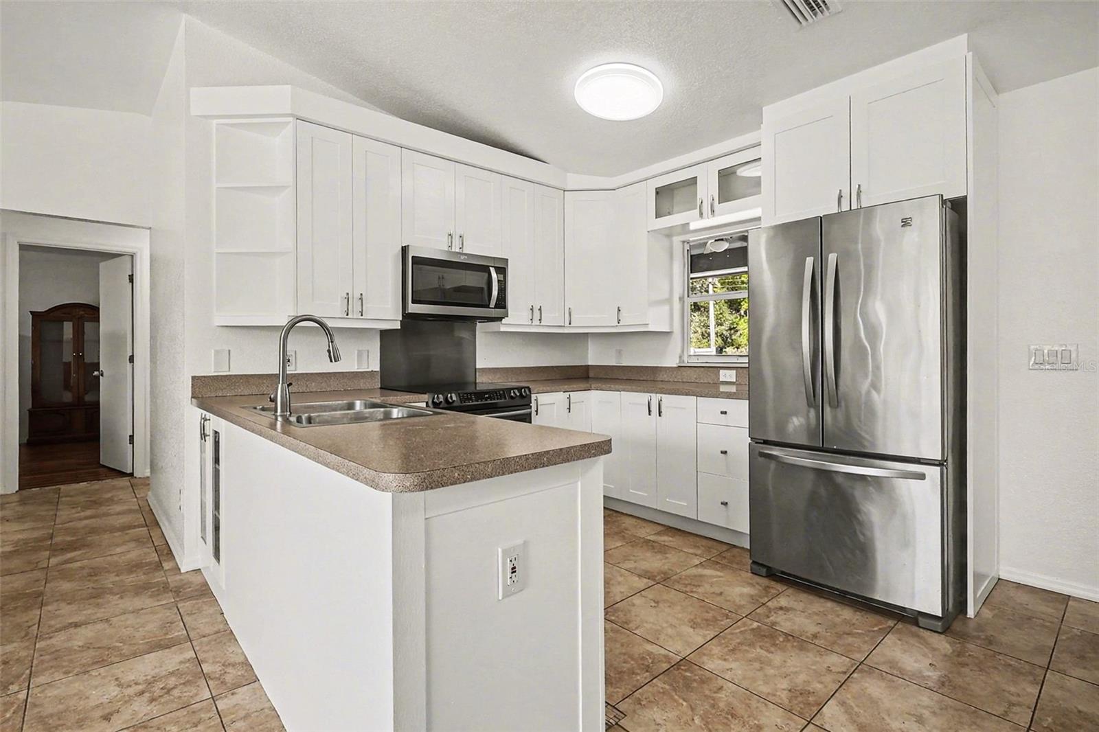 Image 15 of 30 For 5814 Sylvania Avenue