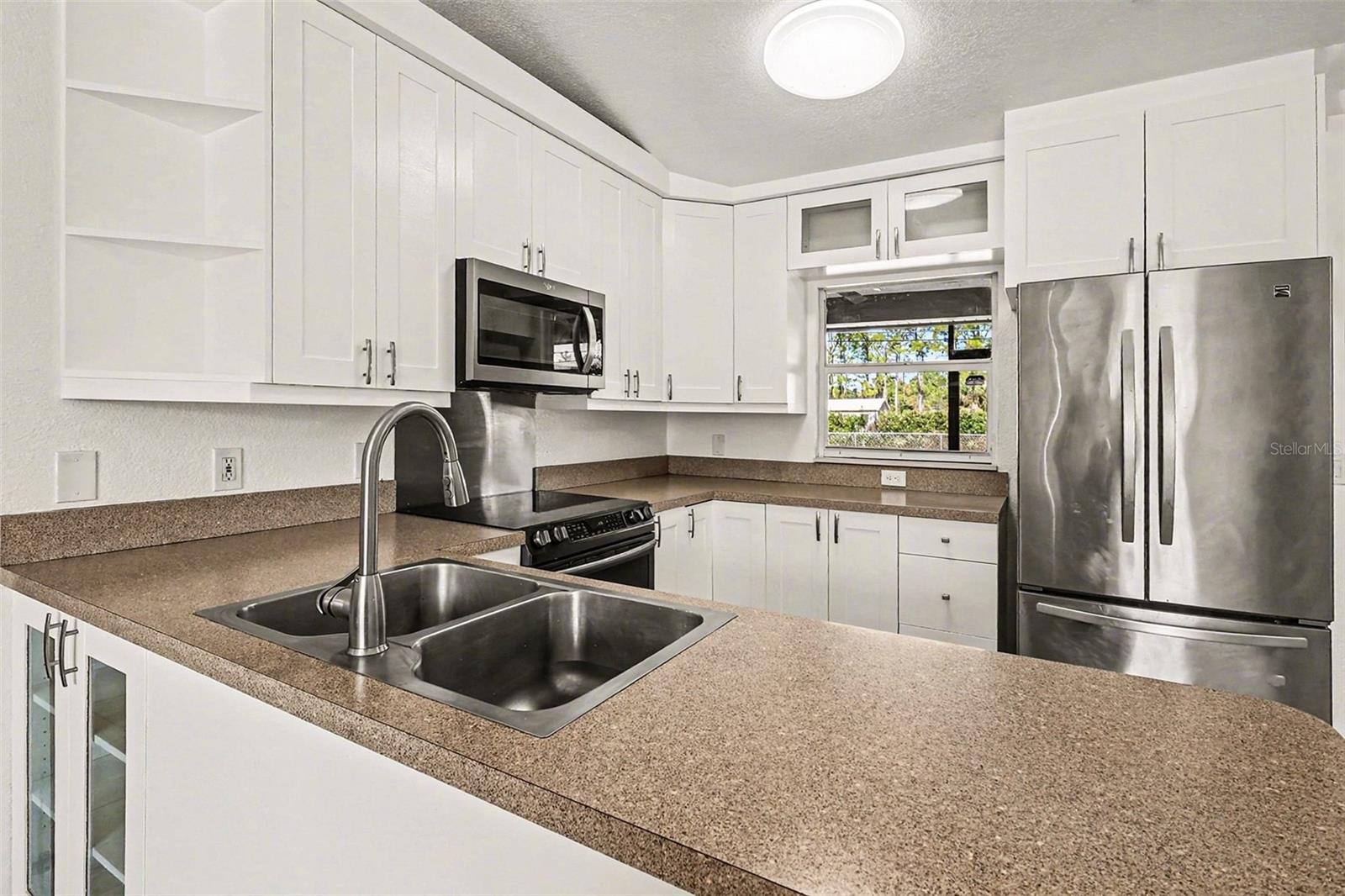 Image 17 of 30 For 5814 Sylvania Avenue