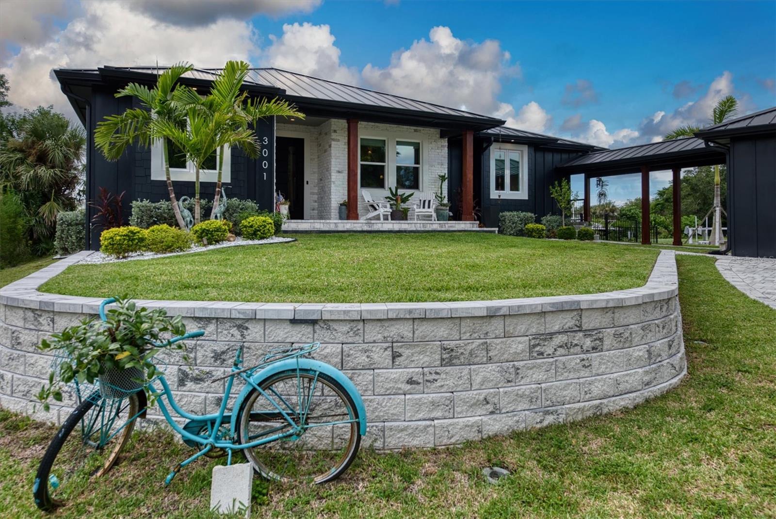 Image 2 of 95 For 3001 Banyan Way