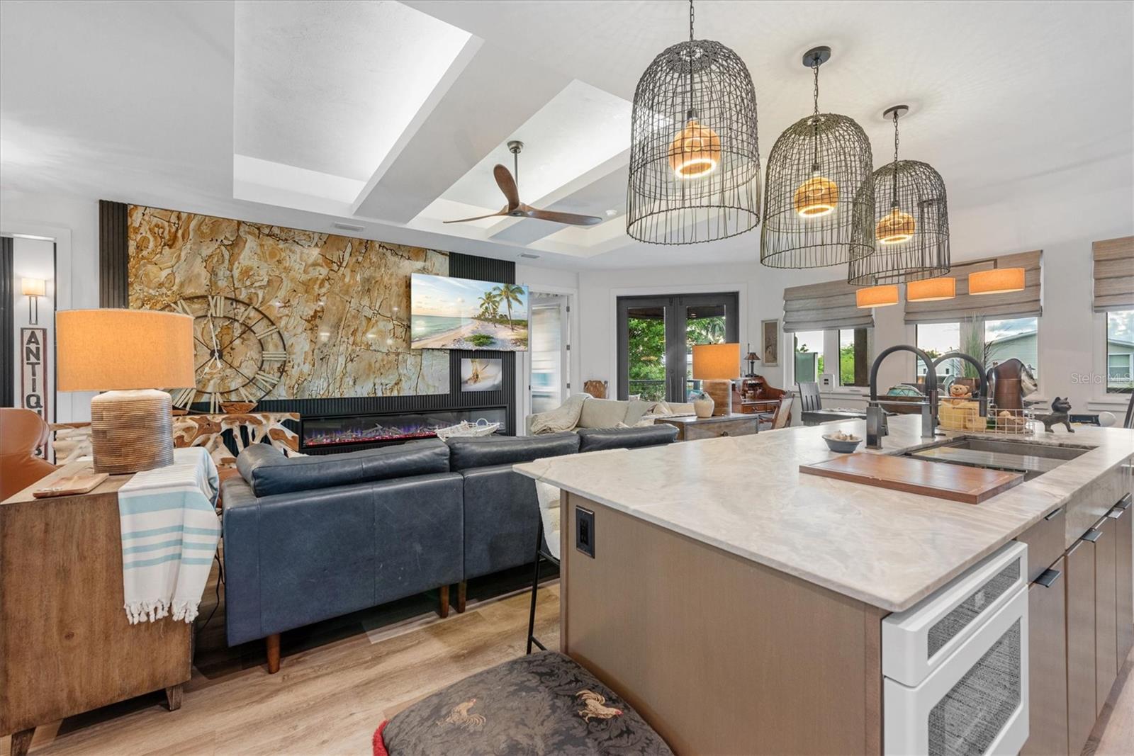 Image 37 of 95 For 3001 Banyan Way