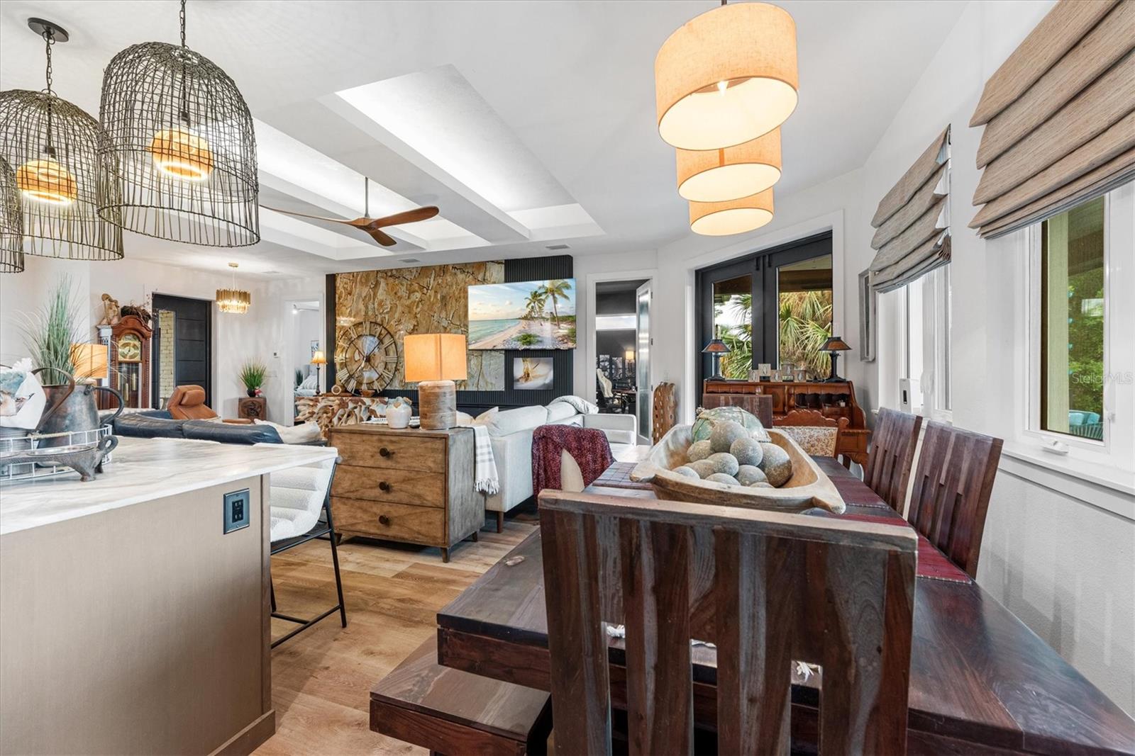 Image 39 of 95 For 3001 Banyan Way