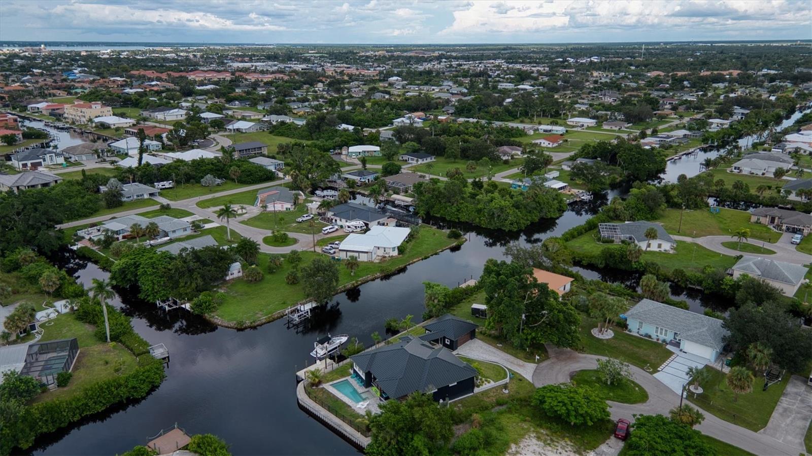 Image 67 of 95 For 3001 Banyan Way