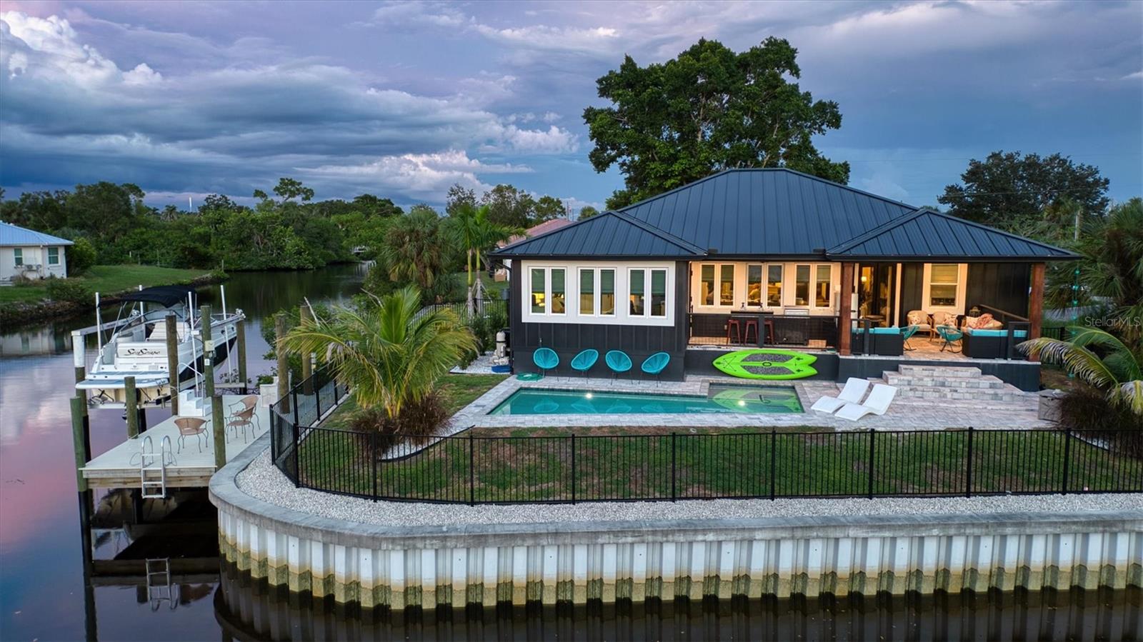 Image 73 of 95 For 3001 Banyan Way