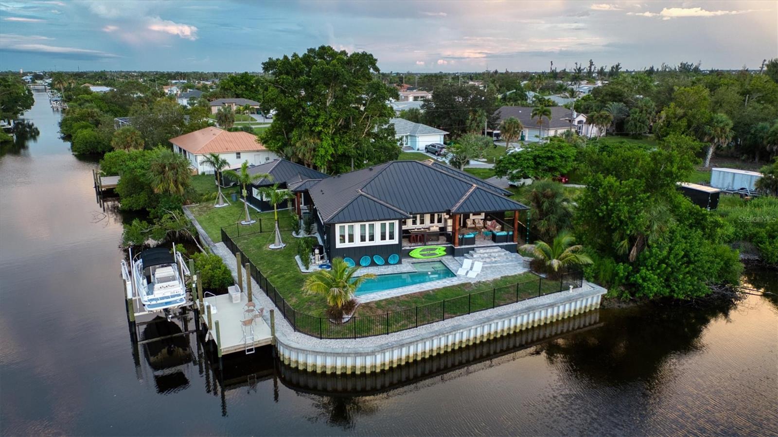 Image 75 of 95 For 3001 Banyan Way