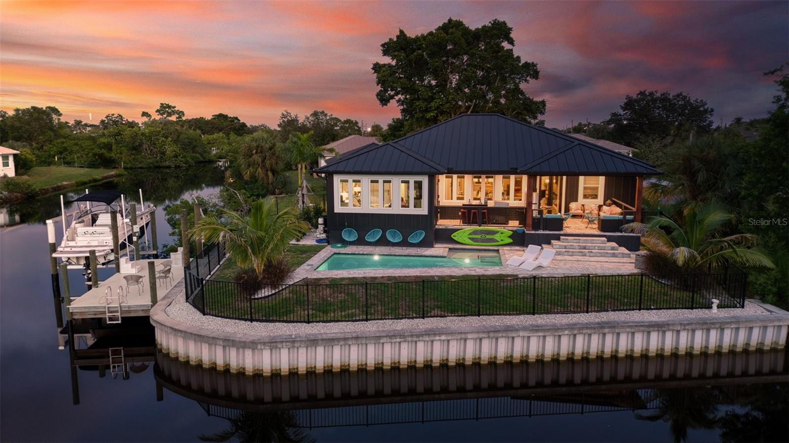 Image 82 of 95 For 3001 Banyan Way