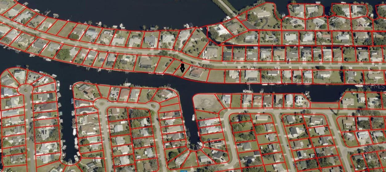 Image 7 of 8 For 13429 Marquette Boulevard