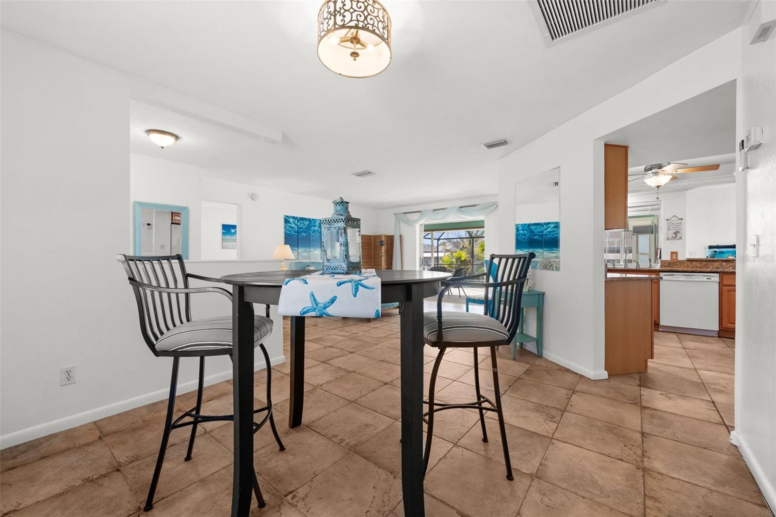 Image 10 of 50 For 250 37th Terrace