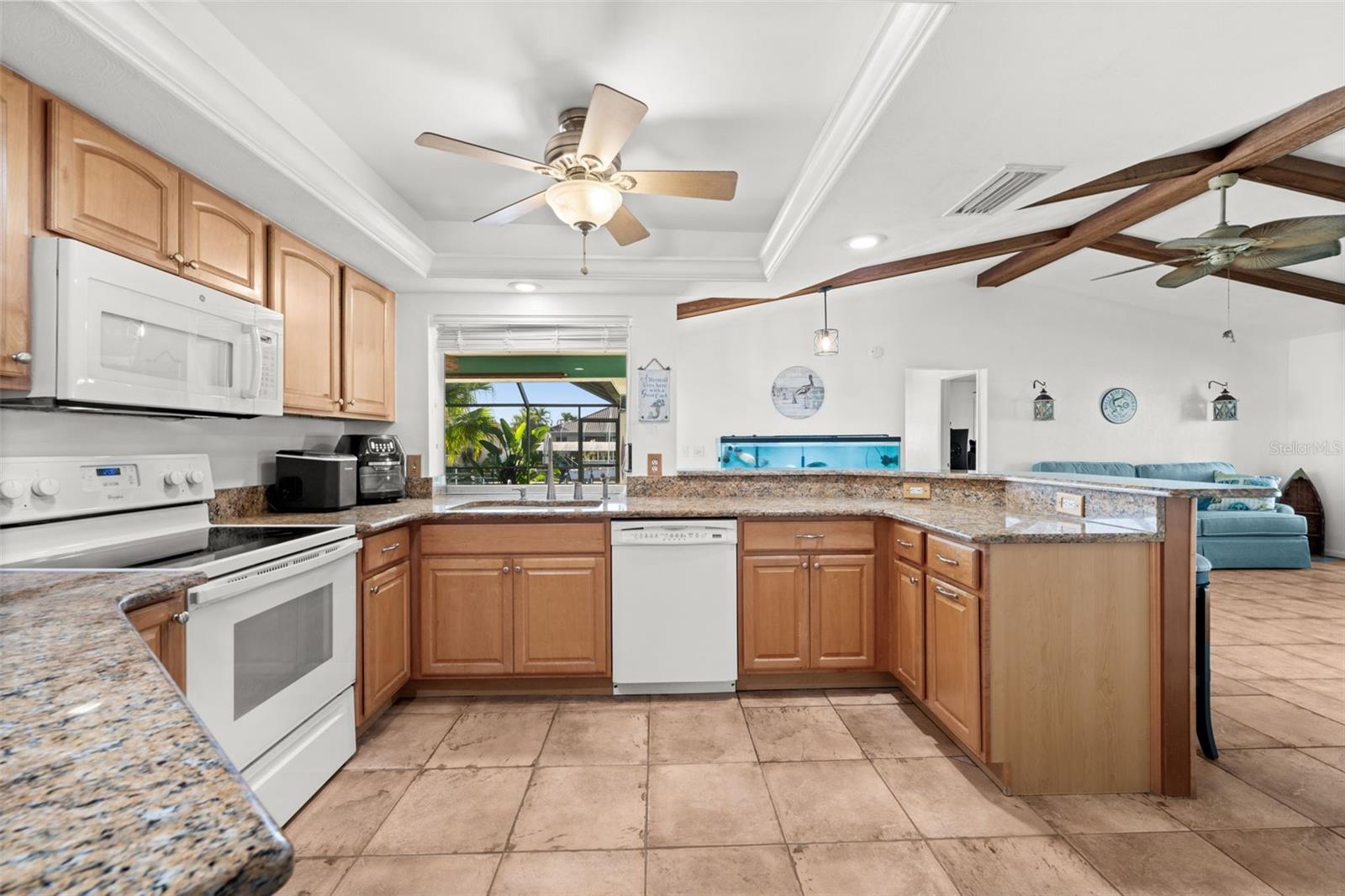 Image 11 of 50 For 250 37th Terrace