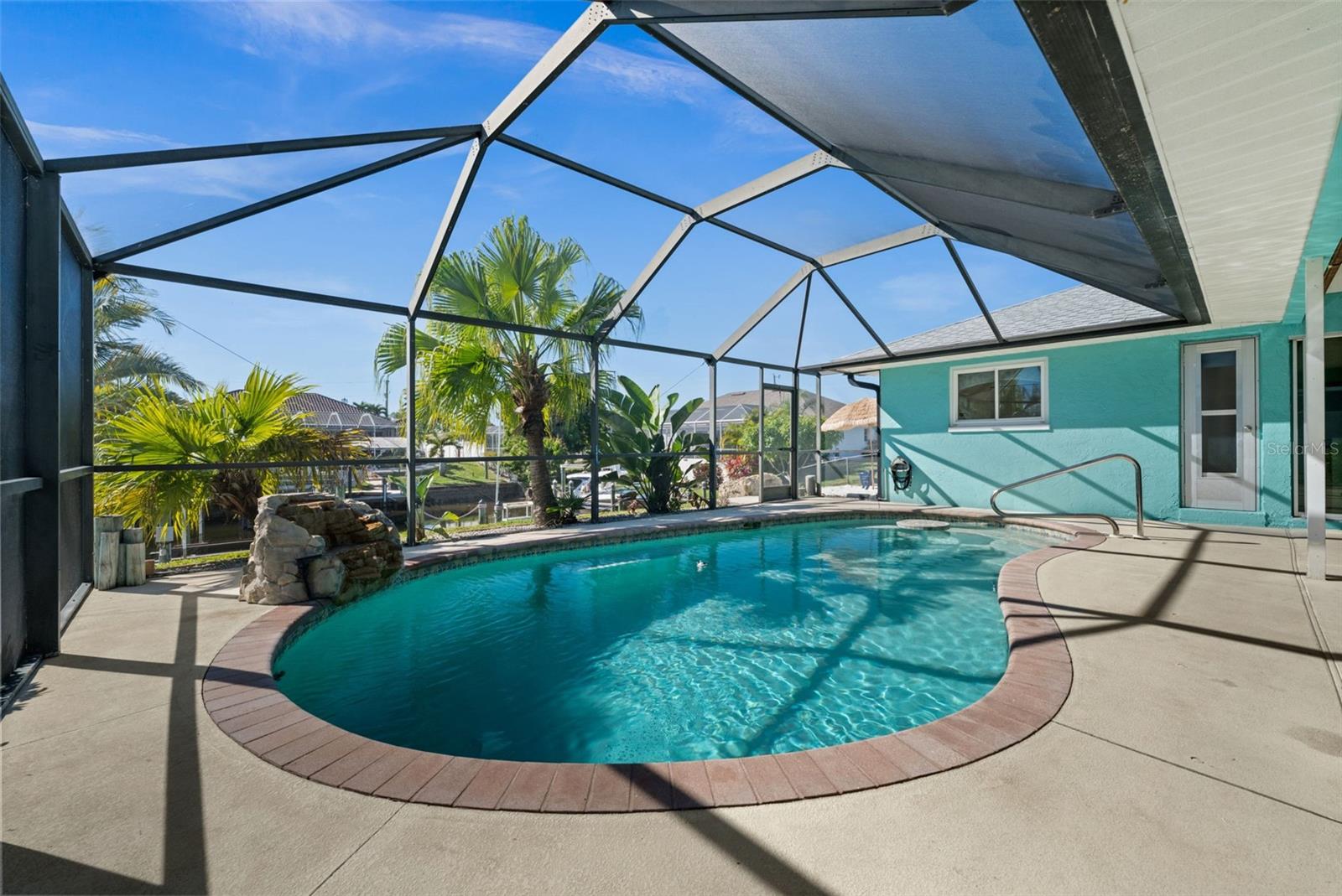 Image 2 of 50 For 250 37th Terrace