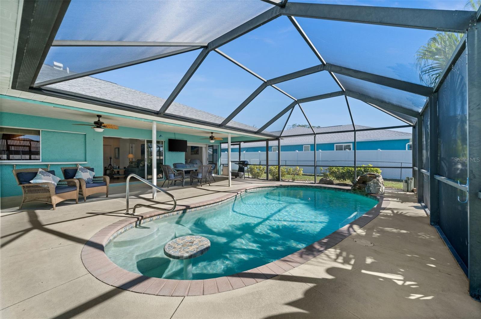 Image 28 of 50 For 250 37th Terrace