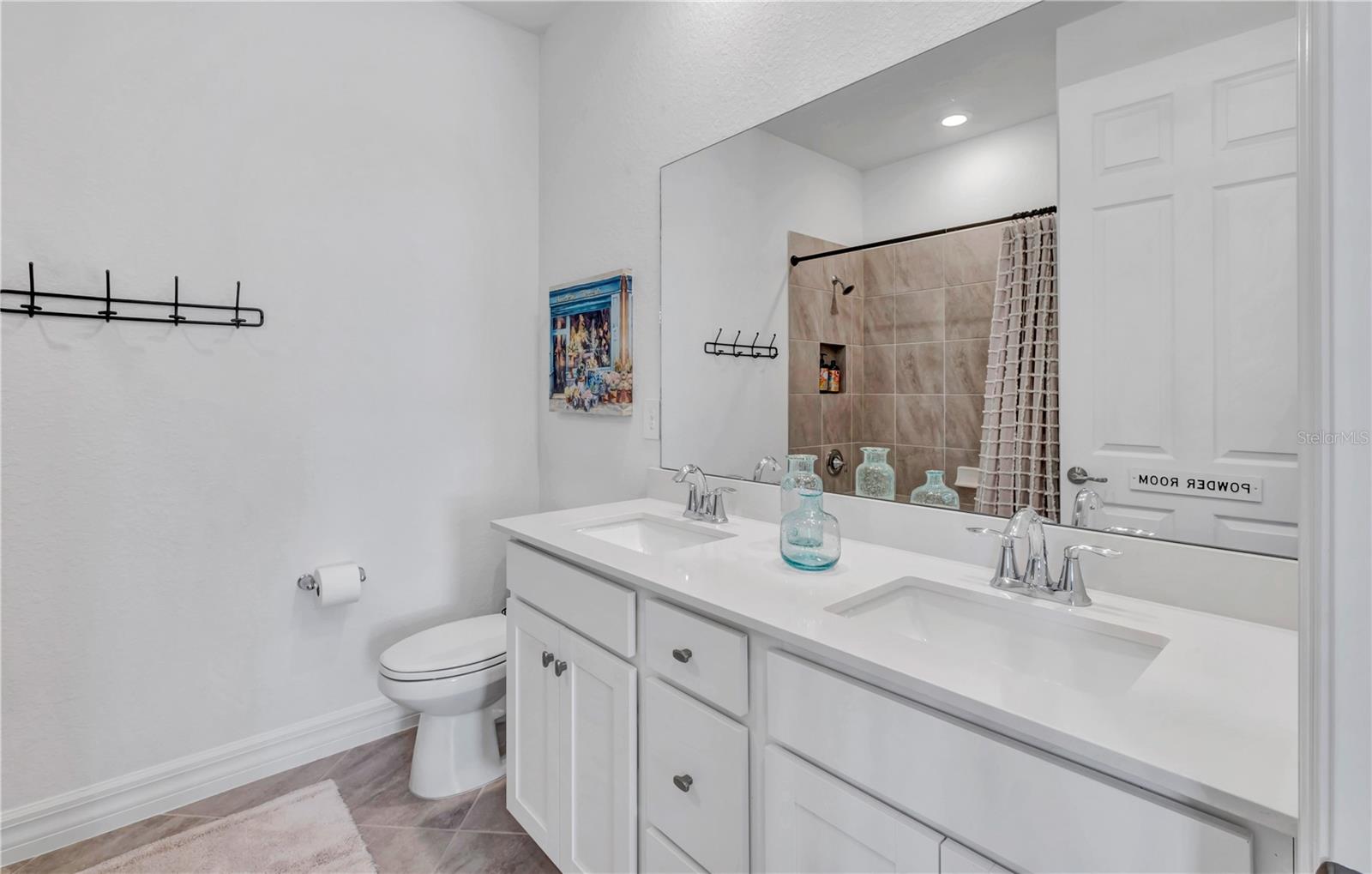 Image 20 of 33 For 42210 Lake Timber Drive