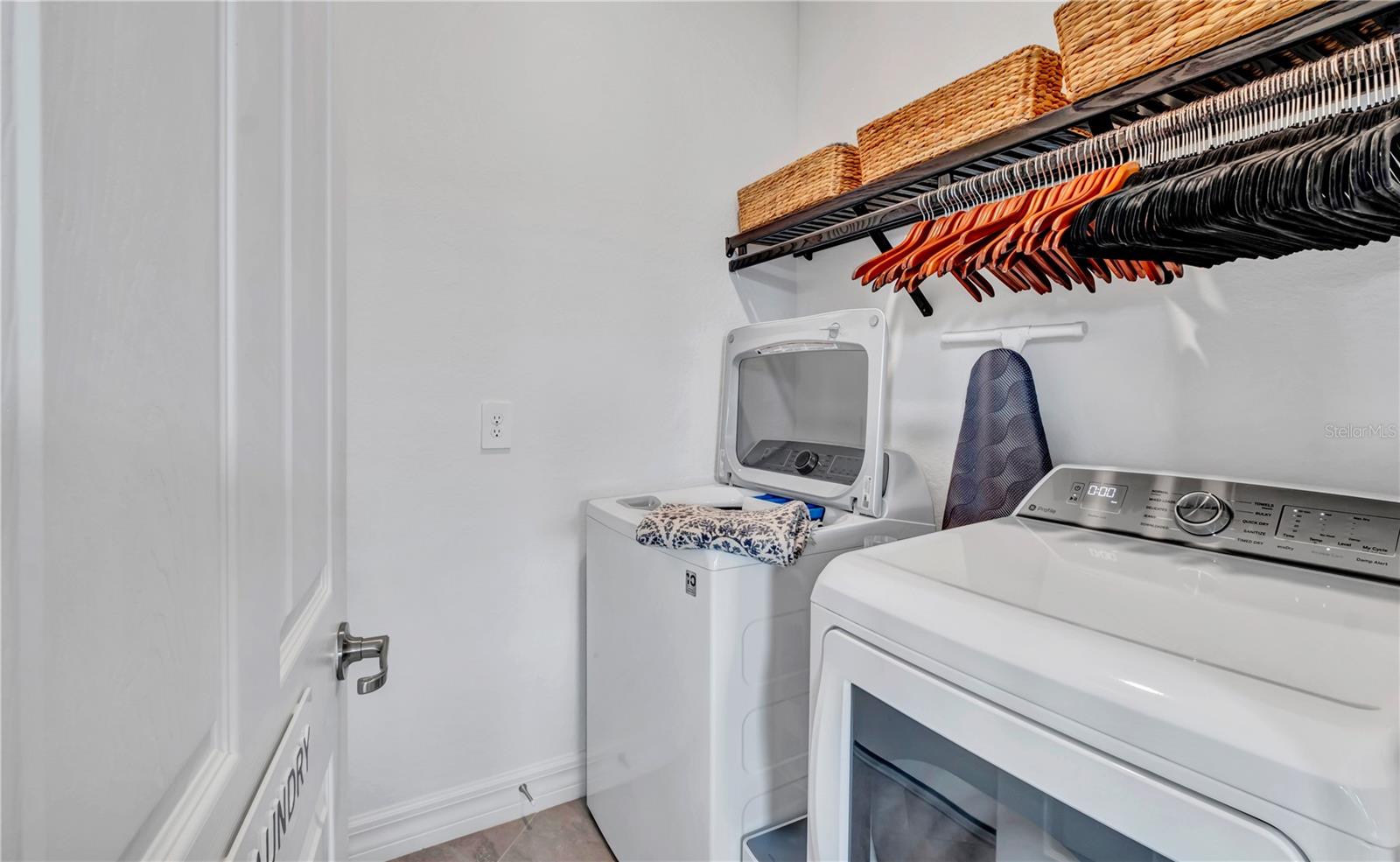 Image 27 of 33 For 42210 Lake Timber Drive