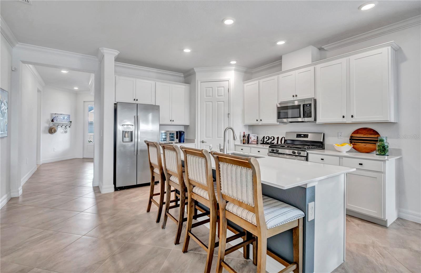 Image 6 of 33 For 42210 Lake Timber Drive