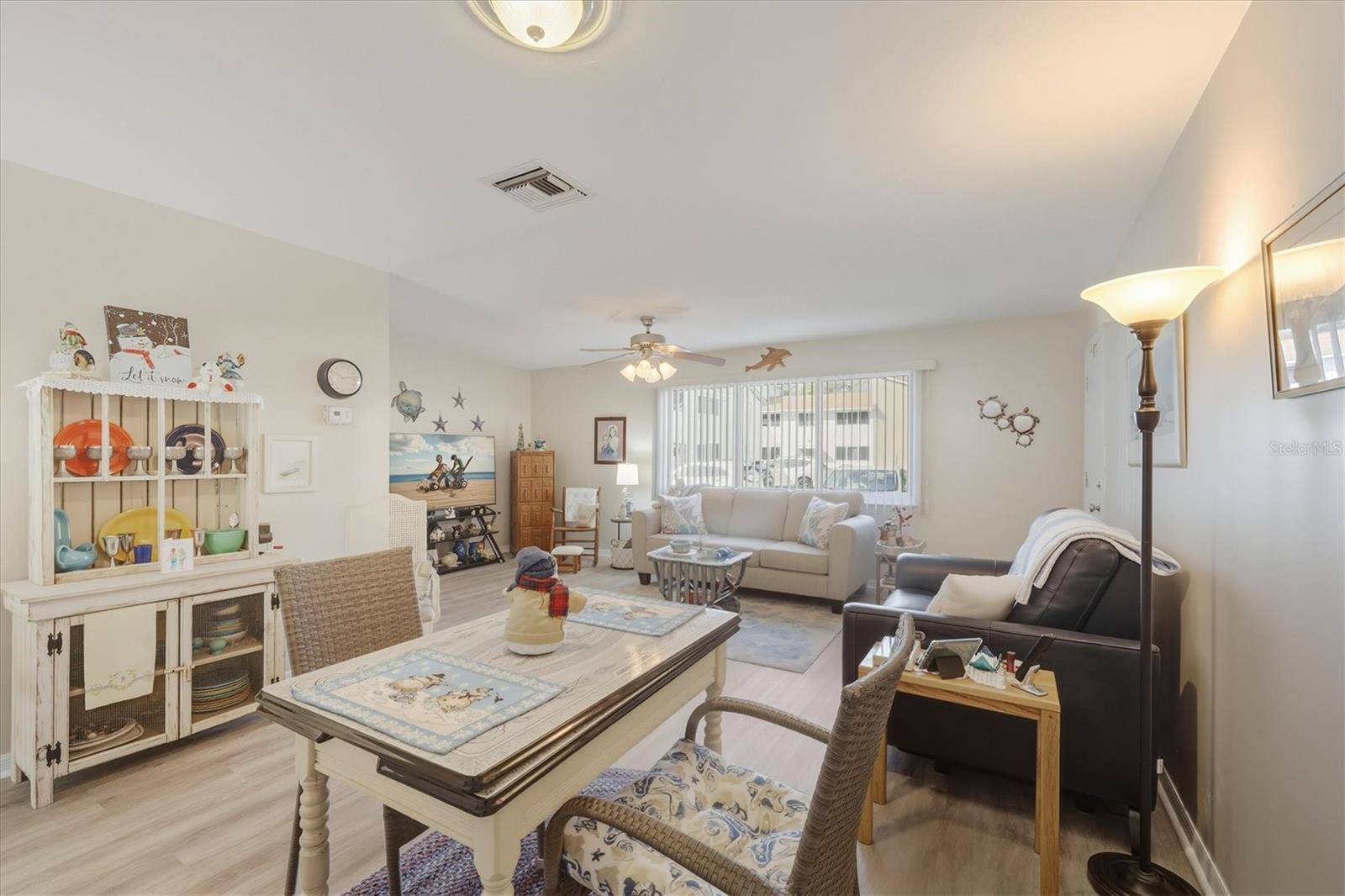 Image 12 of 32 For 22481 Westchester Boulevard A22