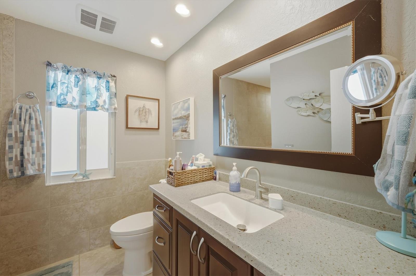 Image 20 of 32 For 22481 Westchester Boulevard A22