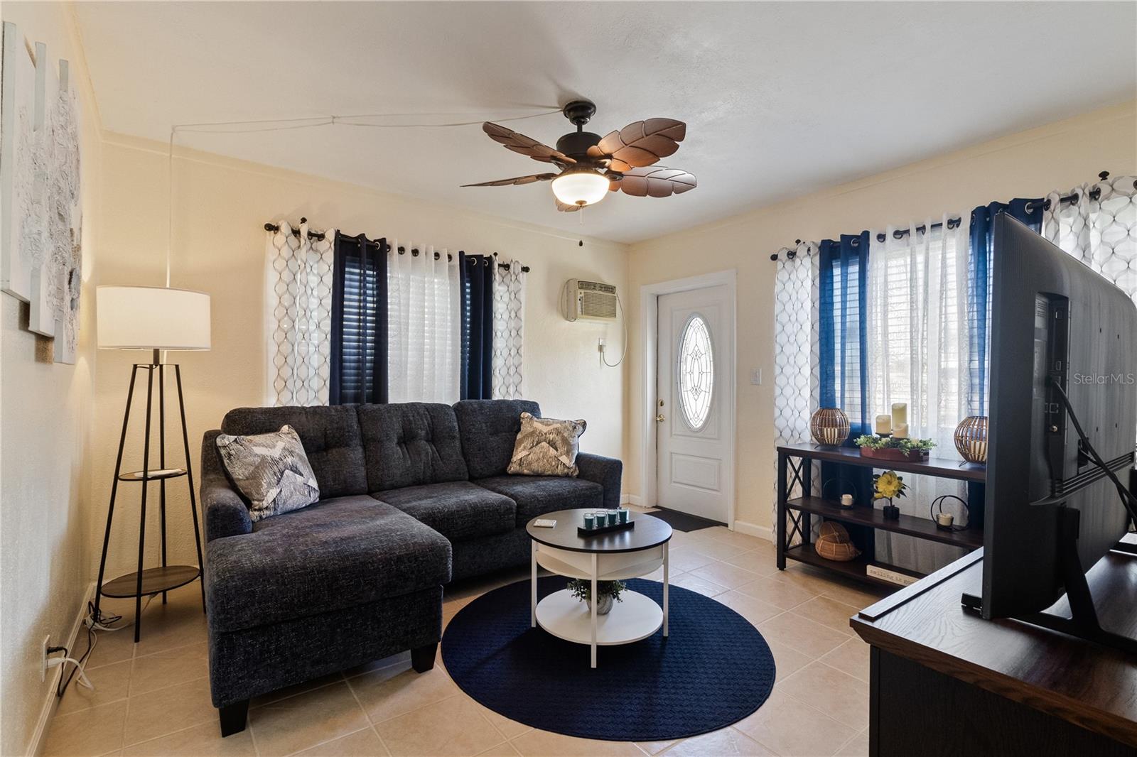 Image 14 of 43 For 4419 Melbourne Street